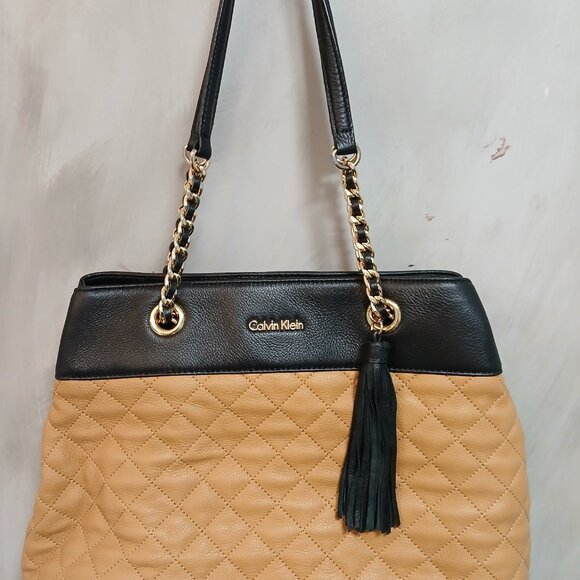 Calvin Klein Classic Quilted Leather Shoulder Bag